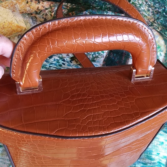 Mango shoulder bag with handle - Picture 3 of 8